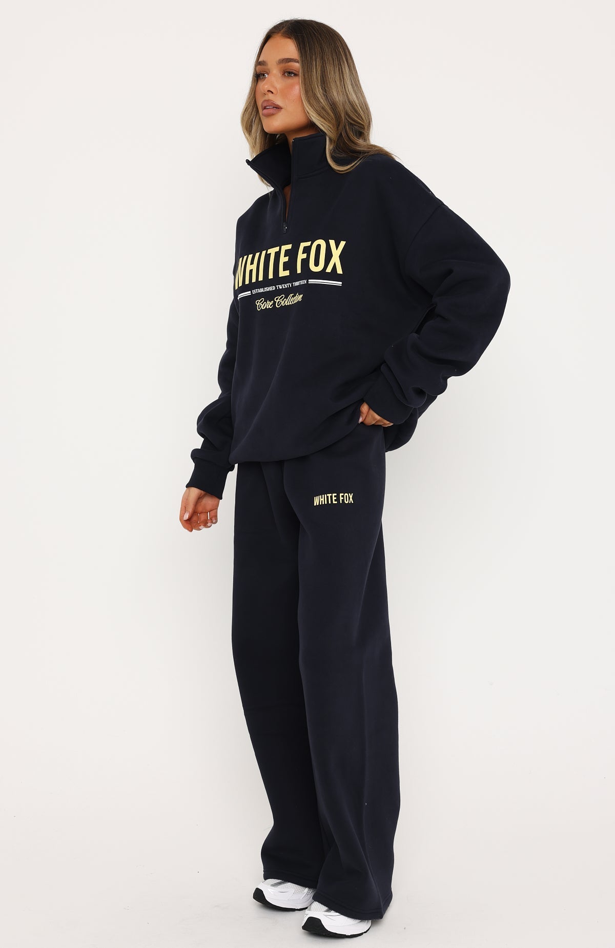 Vibes On Point Wide Leg Sweatpants Navy